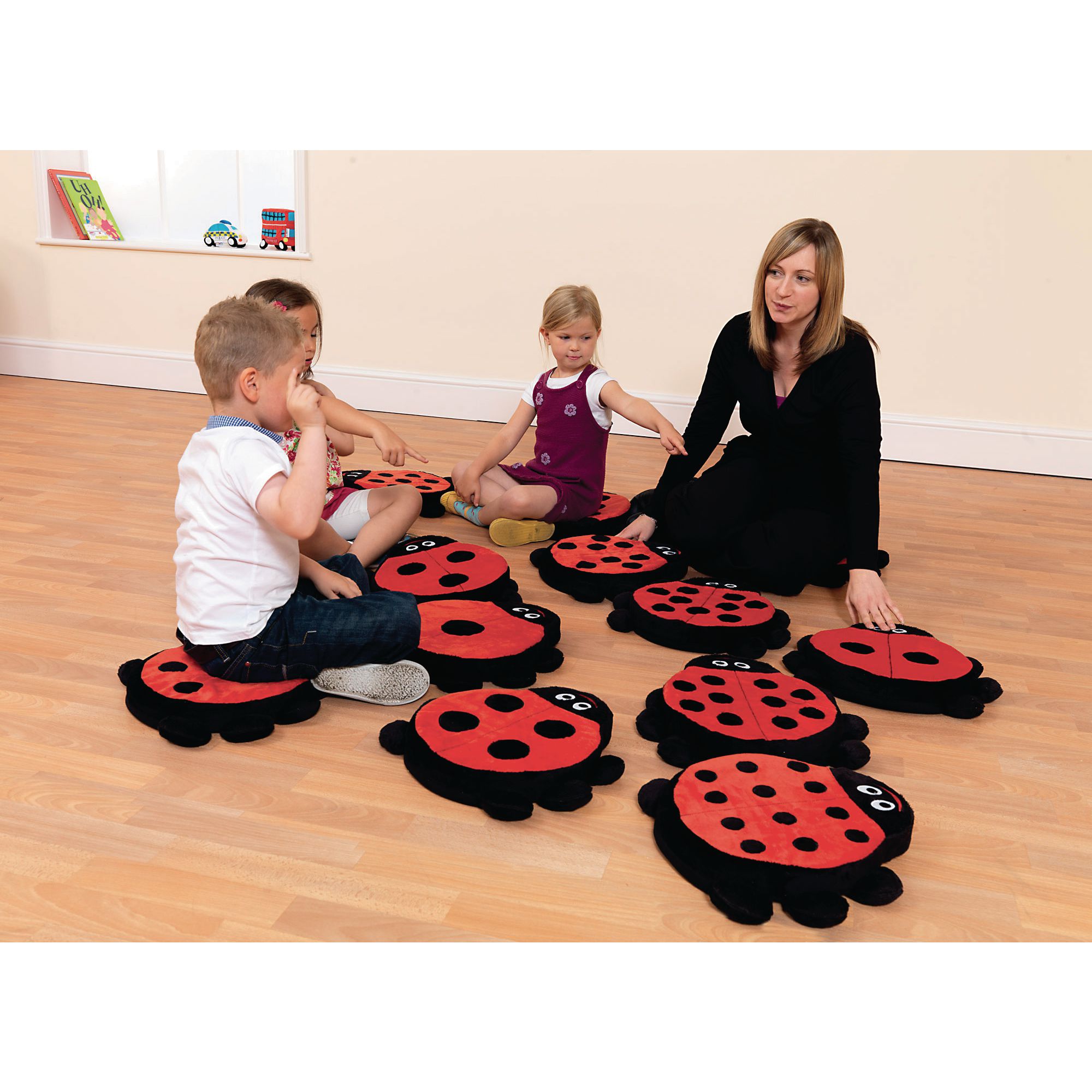 Counting Ladybird CushionsP13 - Image 3