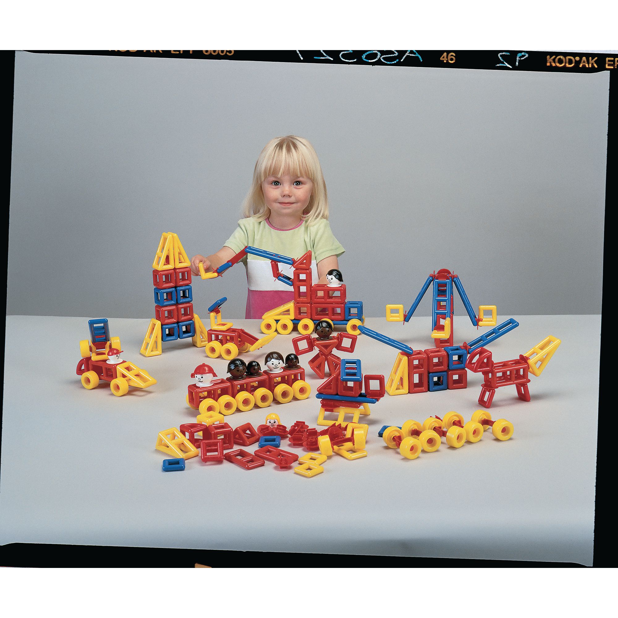 Mobilo Group Set ΓÇô 120 Pieces | Eduspace Supplies