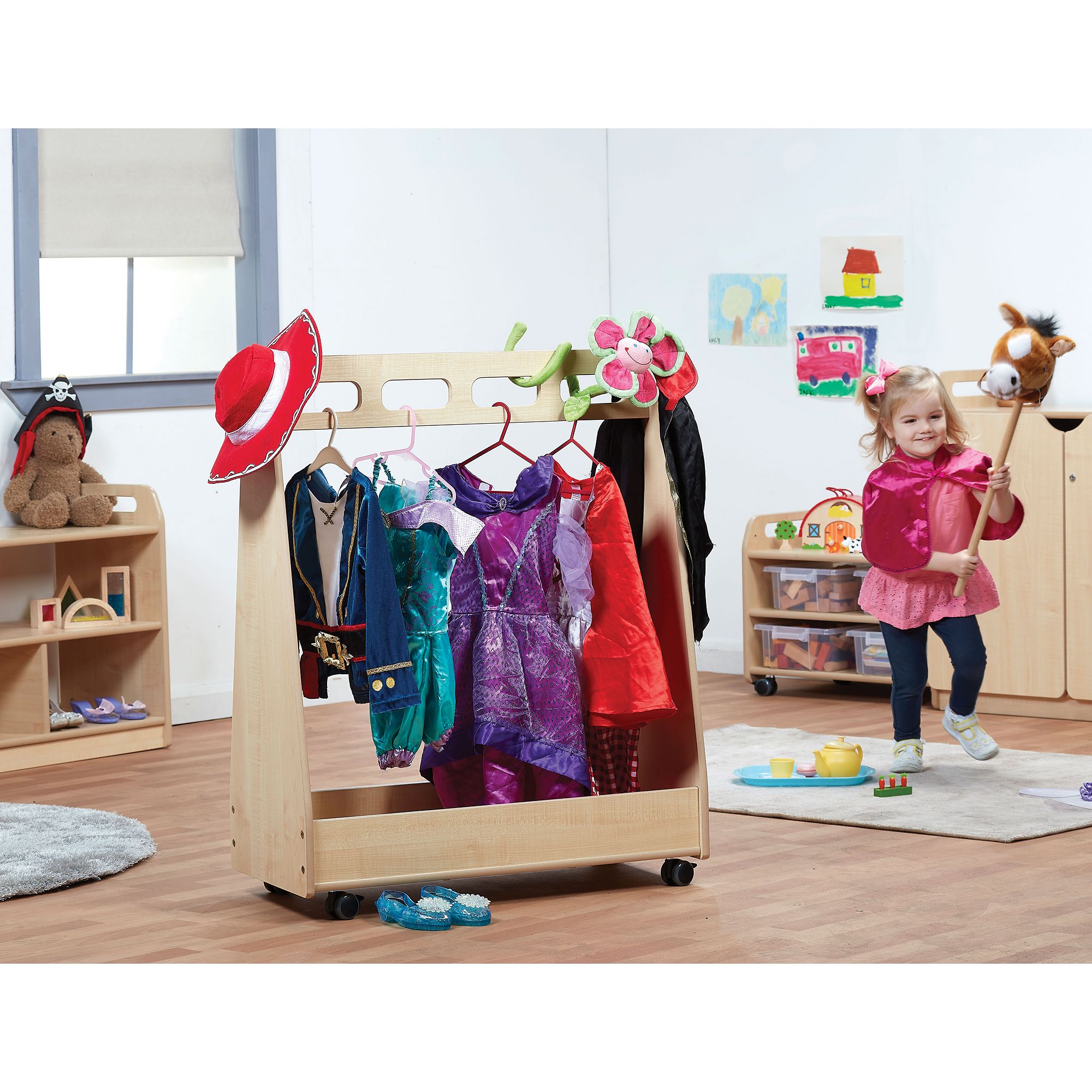 Basic Dressing Up Trolley - Image 2
