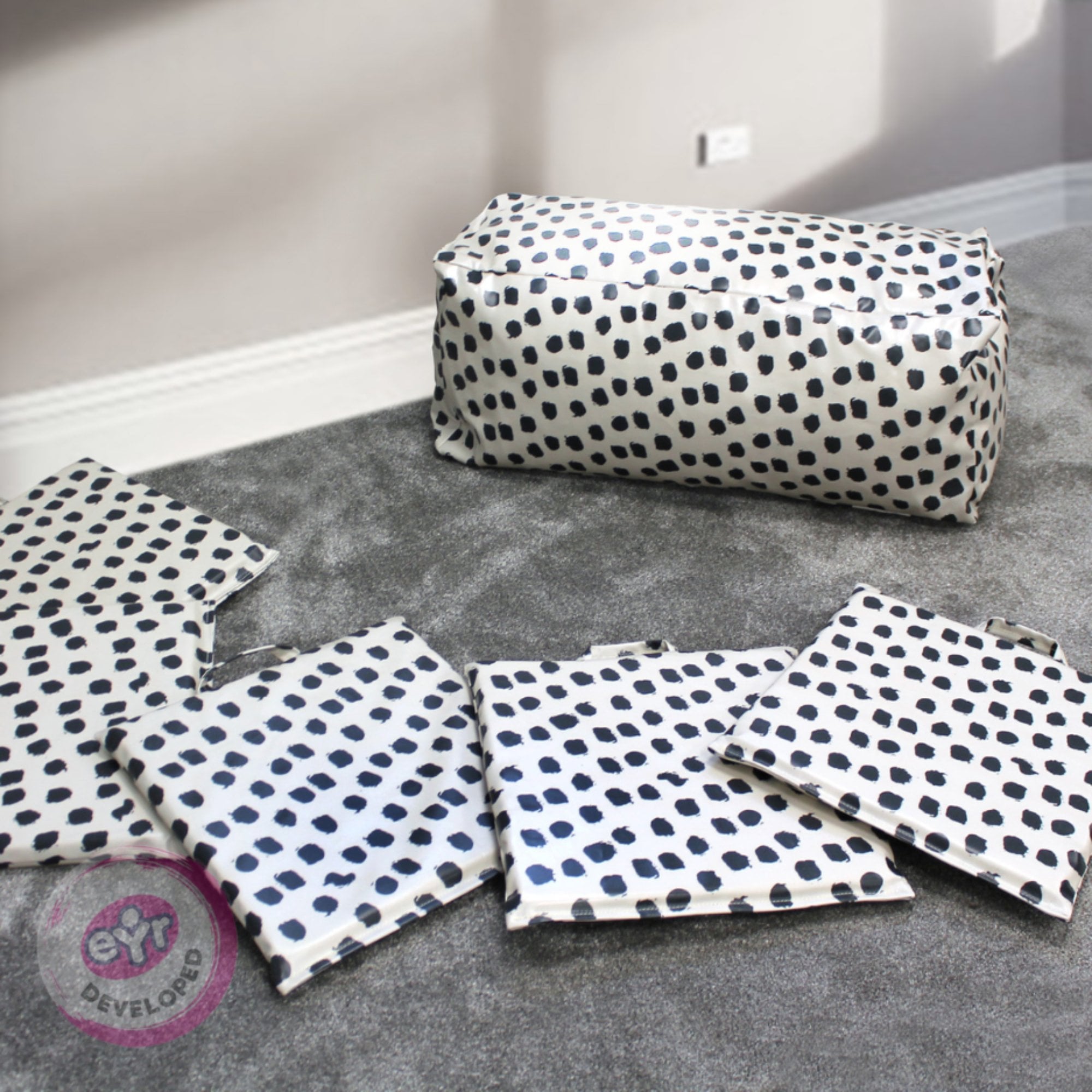 Scandi Spot 2 Seater Bean Bag Bench - Image 3