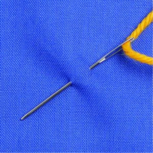 Tapestry Needles Mixed Sizes 18 & 24. Pack of 25