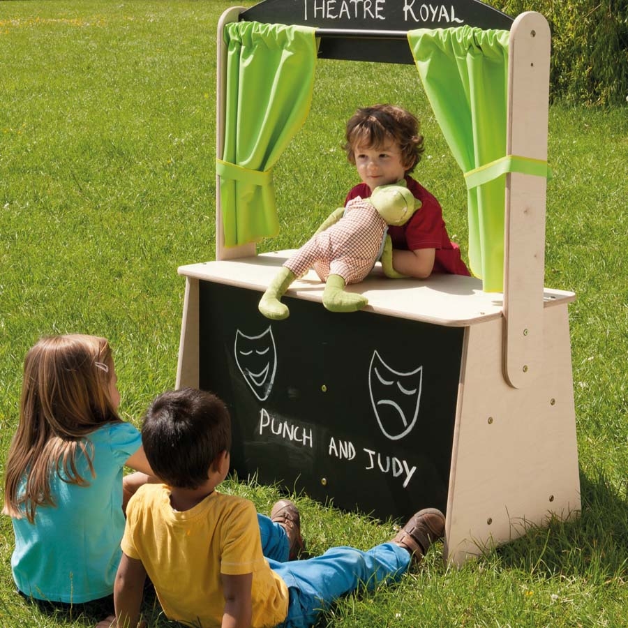 Outdoor Role Play Puppet Theatre/Shop - Image 3