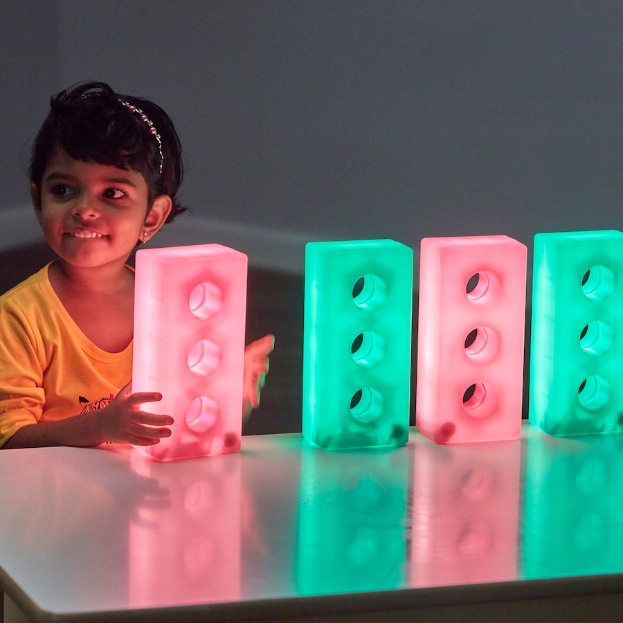 Light Up Glow Construction Bricks - Image 2